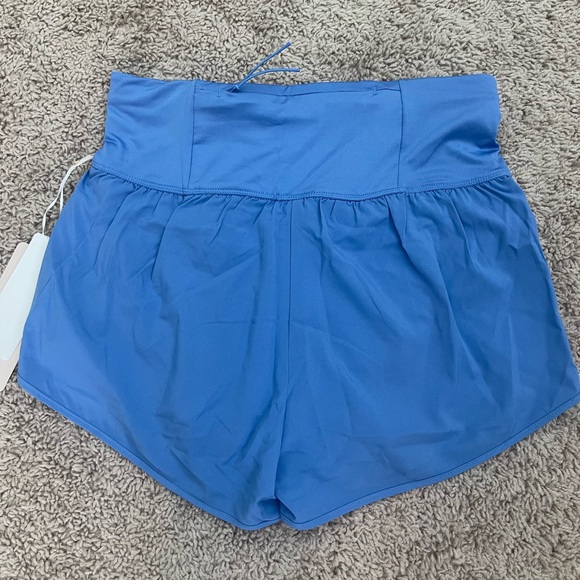 Love Tree Running Shorts M - Picture 2 of 3